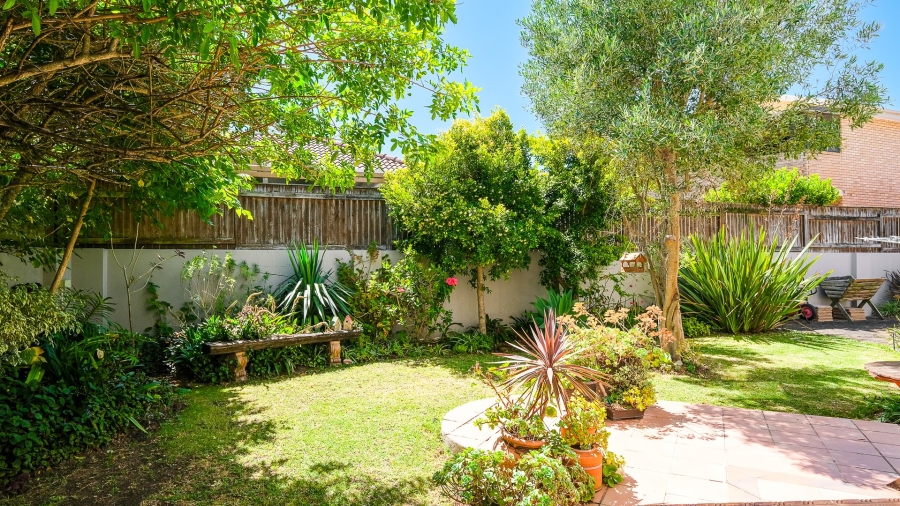 5 Bedroom Property for Sale in Cola Beach Western Cape